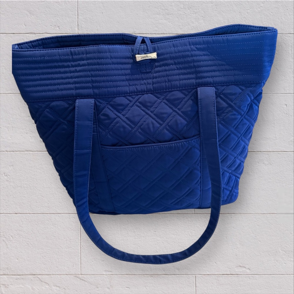 Vera Bradley Vera Tote – Coastal Blue Quilted Travel Work Bag